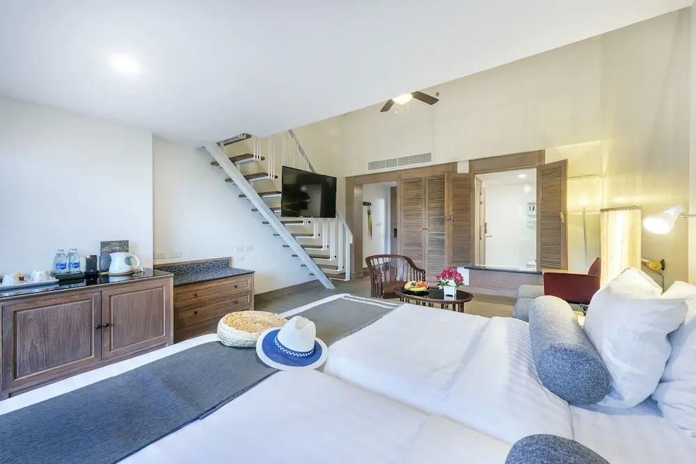 هتل چادا تای ویلیج